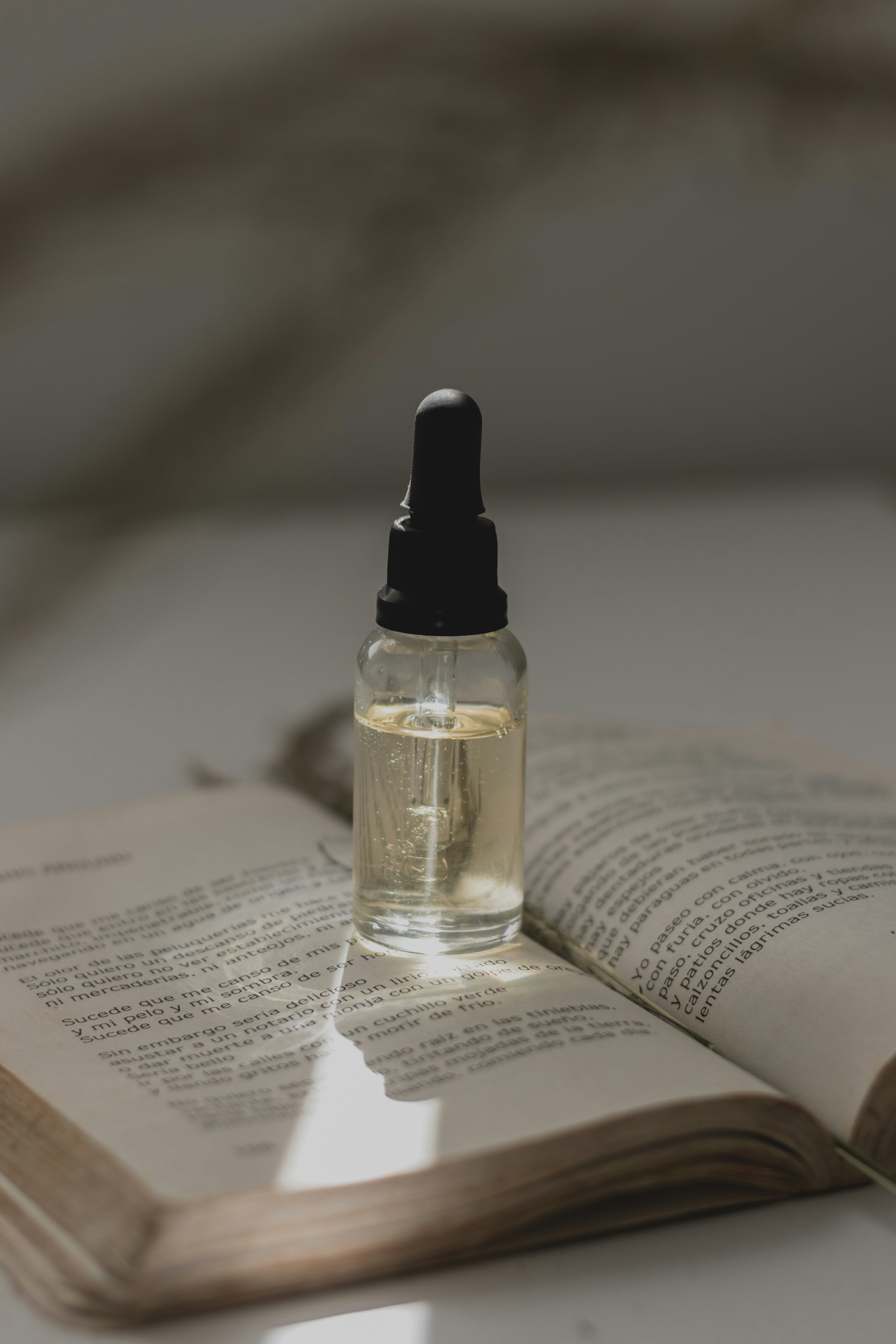 Perfume Concentration Is Lying to You: What Perfume Oil Actually Means on Skin