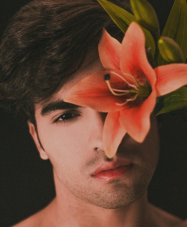 Why Men Are Moving Away from Musky Colognes to Floral Scents