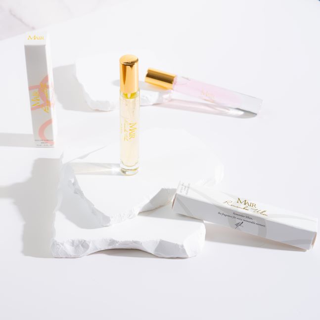 Rollerball vs. Atomizer Spray: Which Travel Perfume Style is Perfect for You?