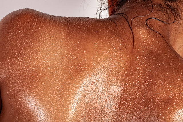Why Do Some Perfumes Get Better After You Wear Them for 30 Minutes?